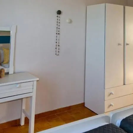 Sea Sight Apartment *